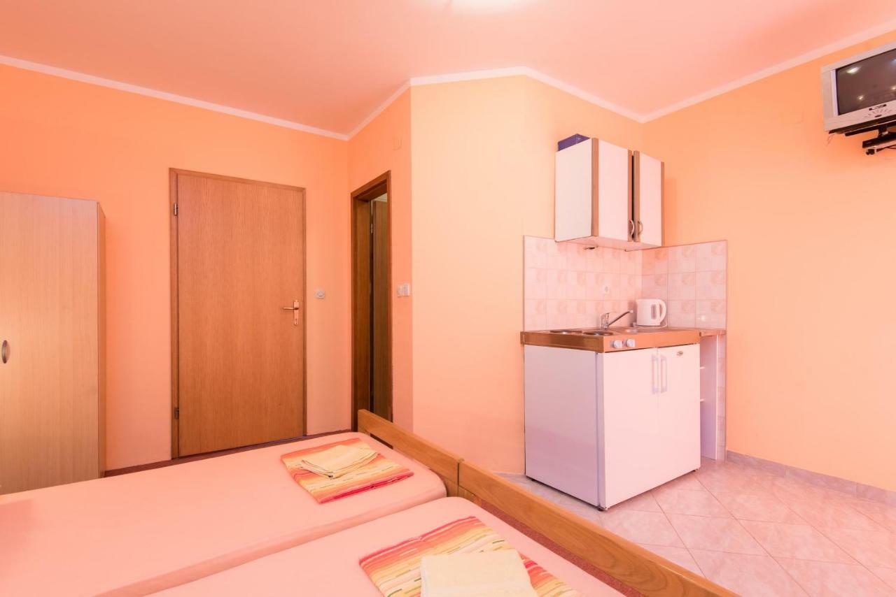 Apartmani Villa Lidija Оребич Екстер'єр фото